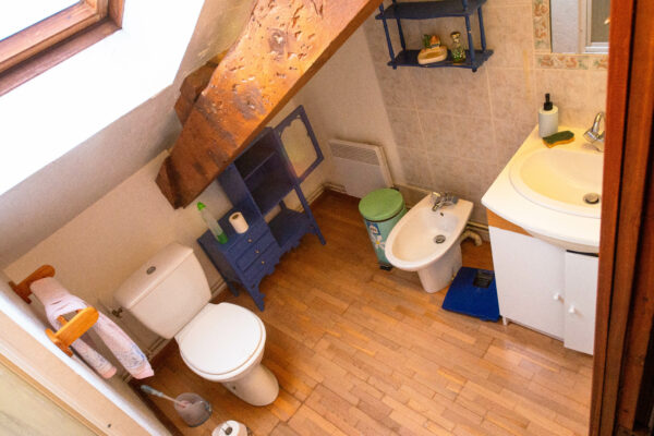 Lot 4 : Chambre privée - Studio Les Lys Martagon – Image 3